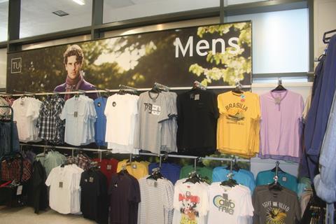 Clear navigation and sightlines in Sainsbury’s